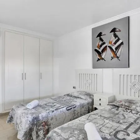 Royal Marine Golf V Con Piscina Appartement *
